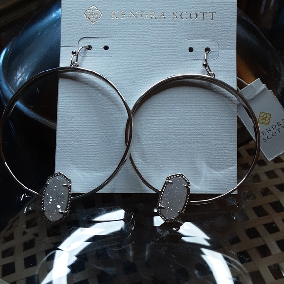 Kendra Scott Elora earrings in Iridescent Drusy - Picture 3 of 5
